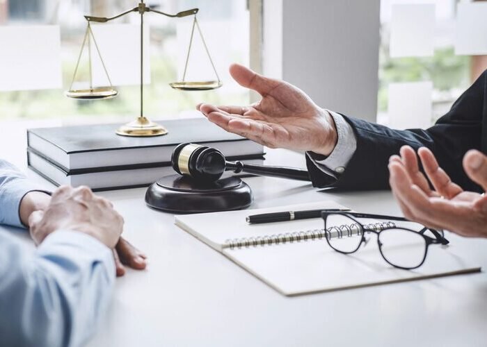 Lawyers and Legal Cases: Navigating the Justice System